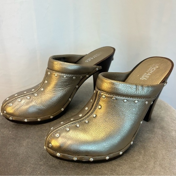 MICHEAL Michael Kors gold bronze metallic studded clog mules wooden heel Sz 8 - Picture 3 of 8